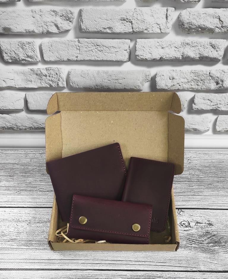Подарунковий набір DNK Leather №4 (портмоне + Ключниця + обкладинка на права, ID паспорт) фіолетовий